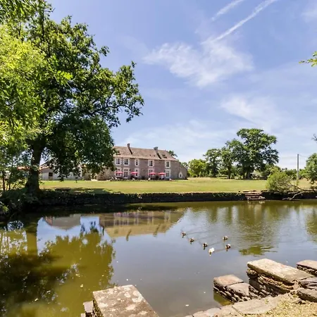 Chateau De La Voirie - D'hotes *